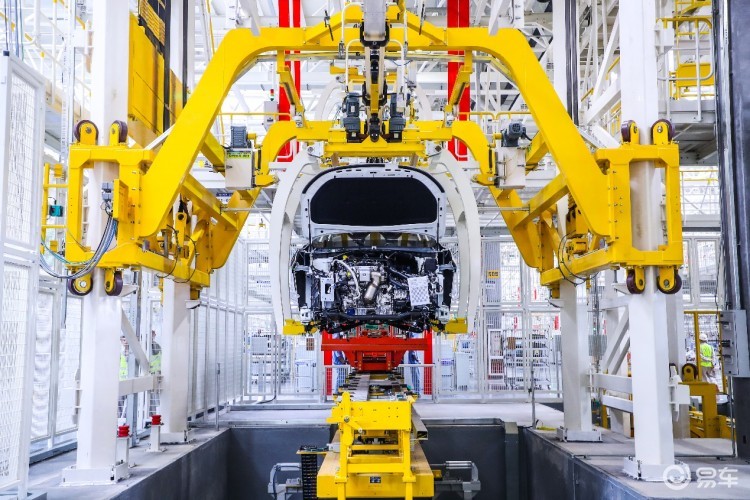 上汽乘用車寧德基地整車下線 以云計算賦能，開啟智能工廠新征程